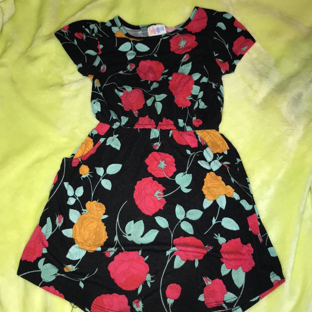 LulaRoe girls dress size 6